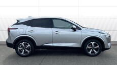 Nissan Qashqai 1.3 DiG-T MH N-Connecta 5dr Petrol Hatchback